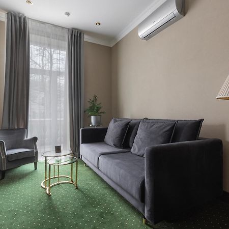 Arcadia Plaza Hotel Odessa Extérieur photo