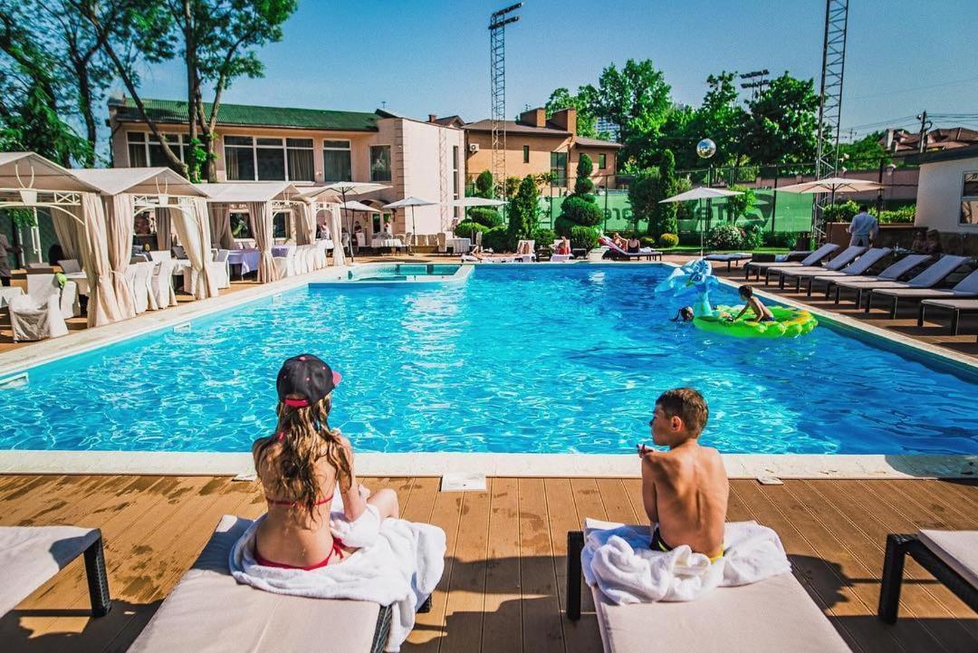 Arcadia Plaza Hotel Odessa Extérieur photo